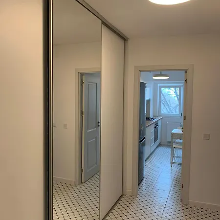 Deluxe Central Apartment Bucarest Esterno foto